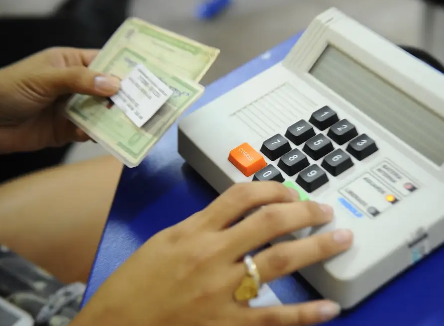 Eleições 2024: Confira quais documentos você pode usar para votar 