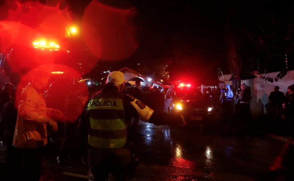 Passageiros pedem cancelamento e reembolso integral de voos da Voepass