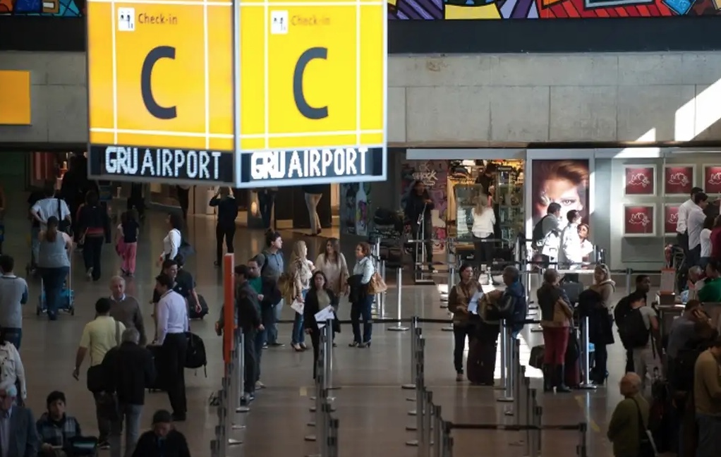 Imigrantes precisarão apresentar visto para entrar no Brasil; saiba motivo