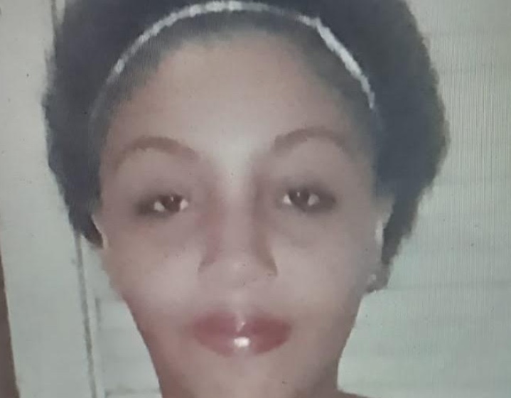 Família busca por informações de jovem desaparecida em Manaus