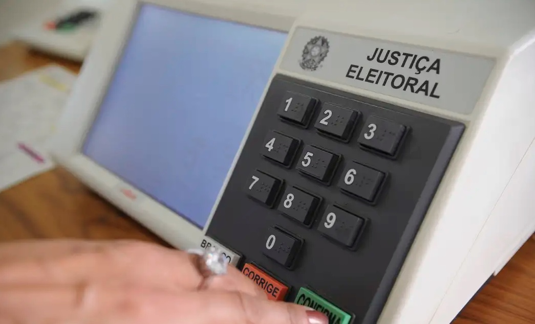 Eleições 2024: Entenda as funções de prefeitos e vereadores