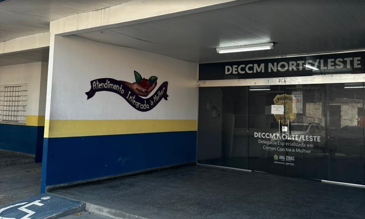 Com ajuda do irmão, homem espanca ex ao negar devolver moto em Manaus