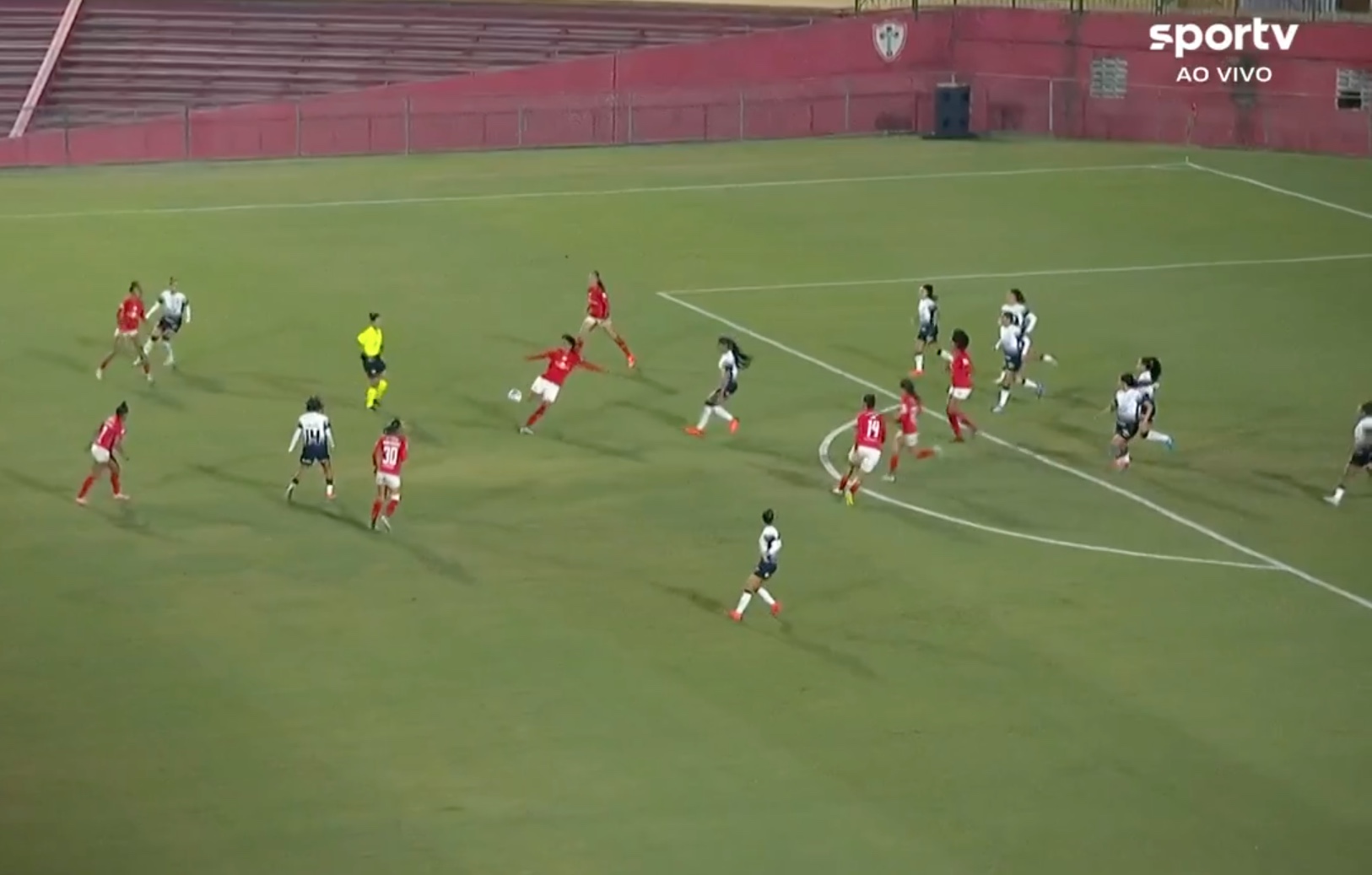 Corinthians vence Bragantino e avança à semifinal do Brasileirão Feminino