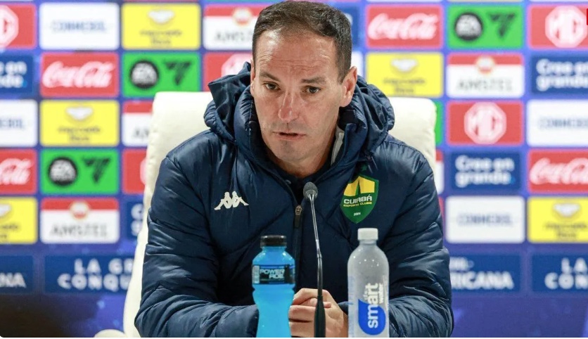 Petit surpreende e deixa o comando do Cuiabá 