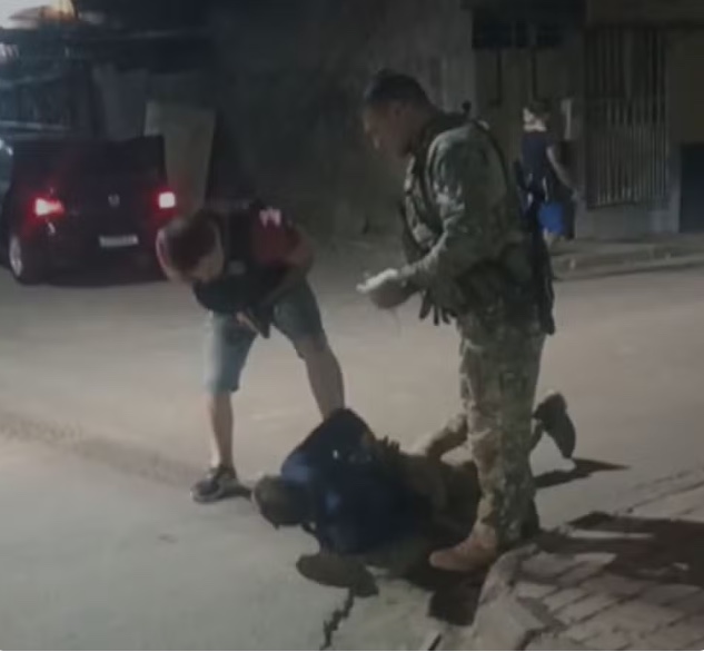 Homem é preso por sequestrar o próprio filho de 1 ano e ameaçar a ex