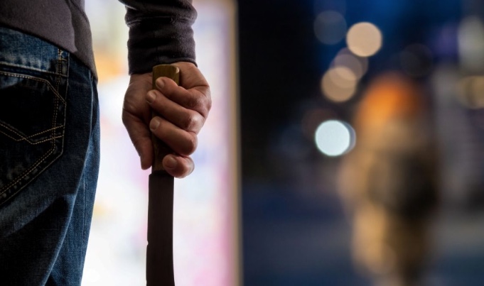  Idosa é esfaqueada por genro ao tentar proteger filha de agressão