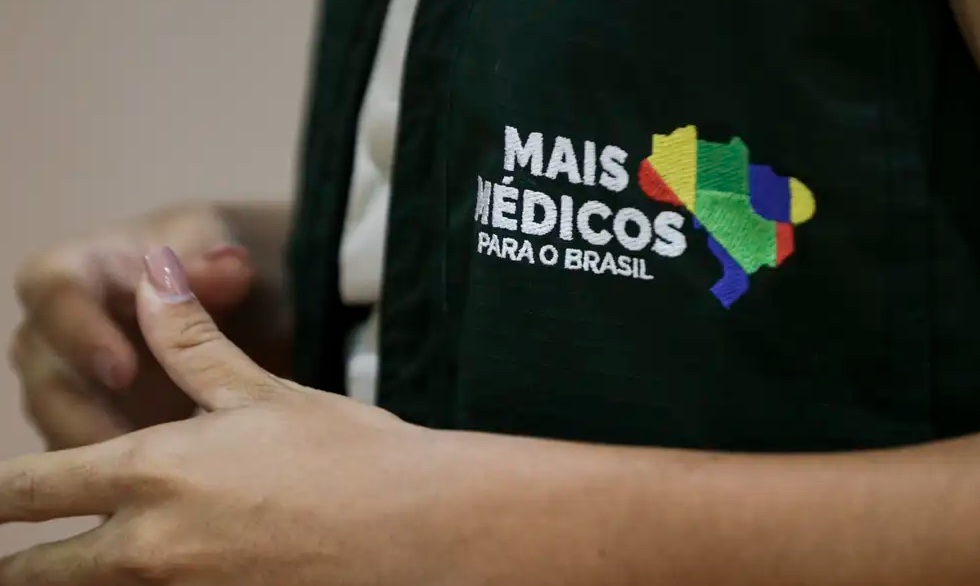 Prefeitura convoca mais cinco profissionais para ‘Mais Médicos’ em Manaus 