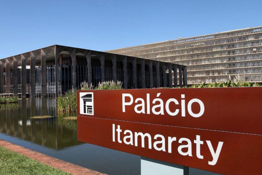 Itamaraty orienta brasileiros no Líbano a deixarem país por meios próprios