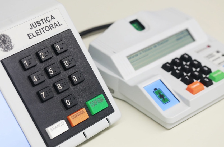 Eleições 2024: Urnas eletrônicas terão tradutor de Libras no dia da votação