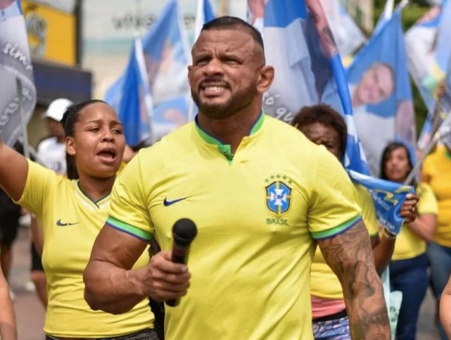 Candidato do PL em Maricá é acusado de humilhar a própria vice e candidata do partido