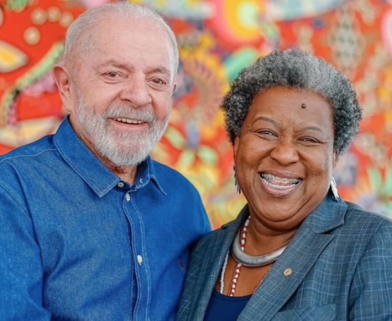 Macaé Evaristo toma posse como ministra dos Direitos Humanos nesta sexta