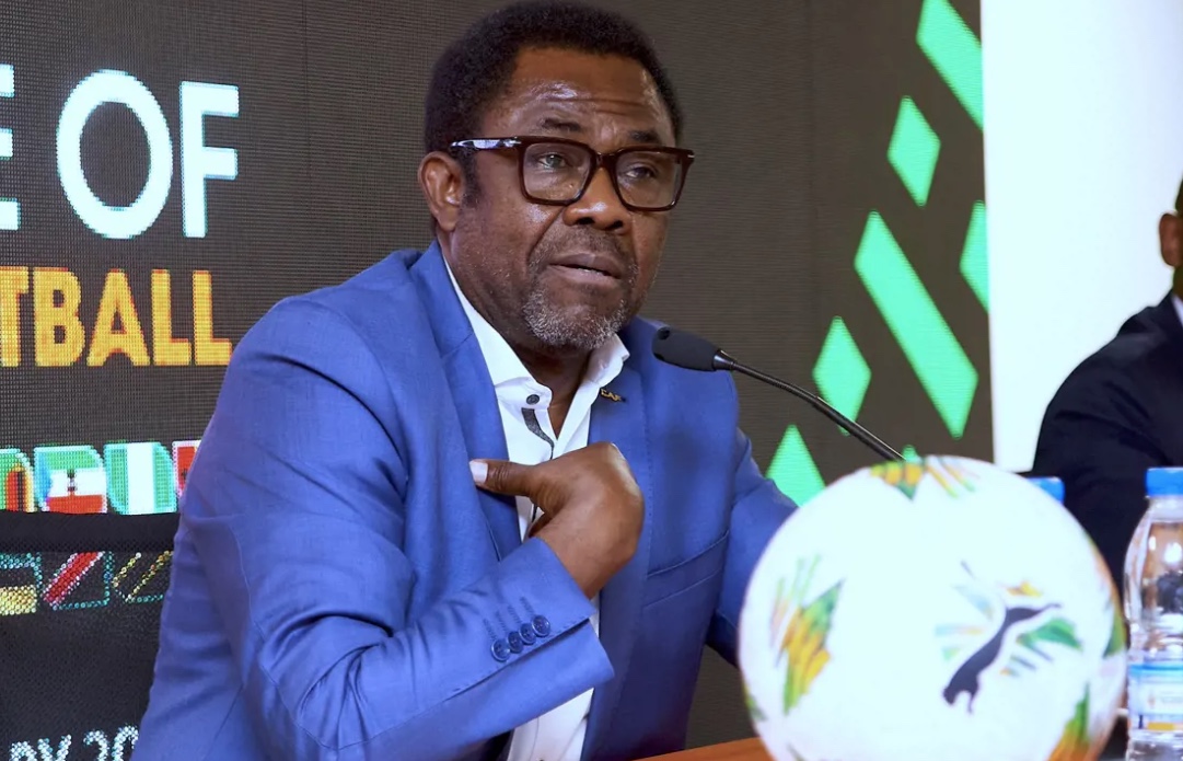 Secretário-geral da Confederação Africana de Futebol é alvo de investigação