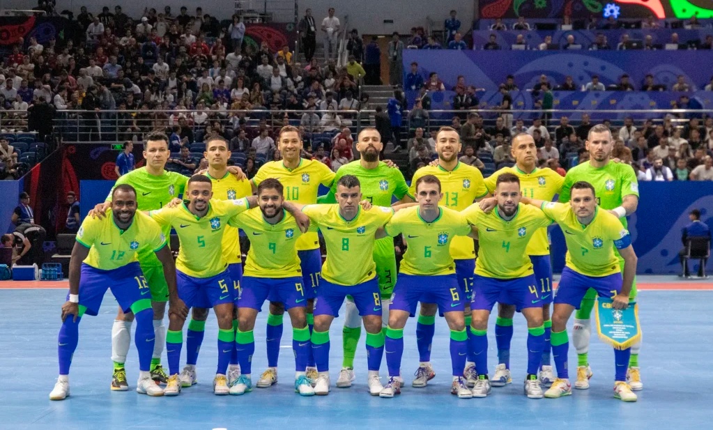 CBF presta homenagem à Seleção de futsal pelo Hexacampeonato do Mundial