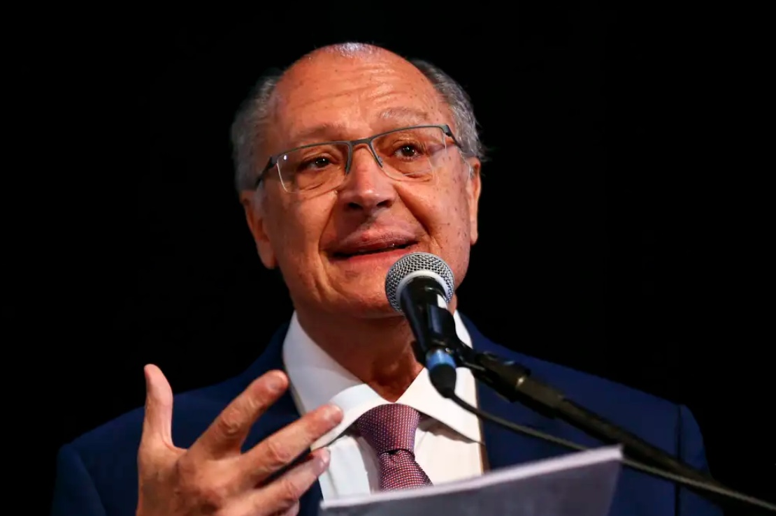 'Não vejo com bons olhos privatizar a Petrobras', diz Alckmin