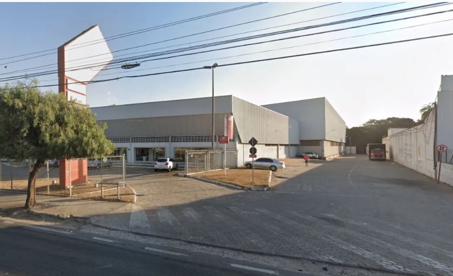 Homem sai para trabalhar e é encontrado morto com grampeador na boca