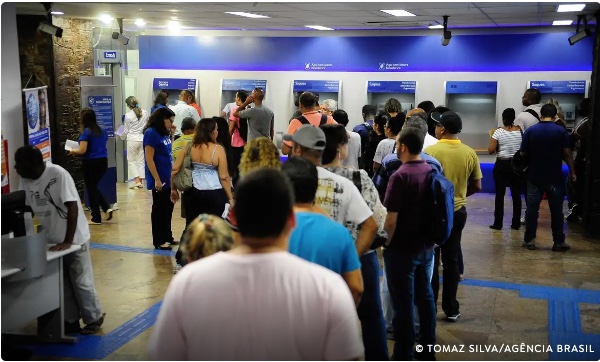 Mais de 300 mil inscritos no BPC precisam regularizar Cadastro Único