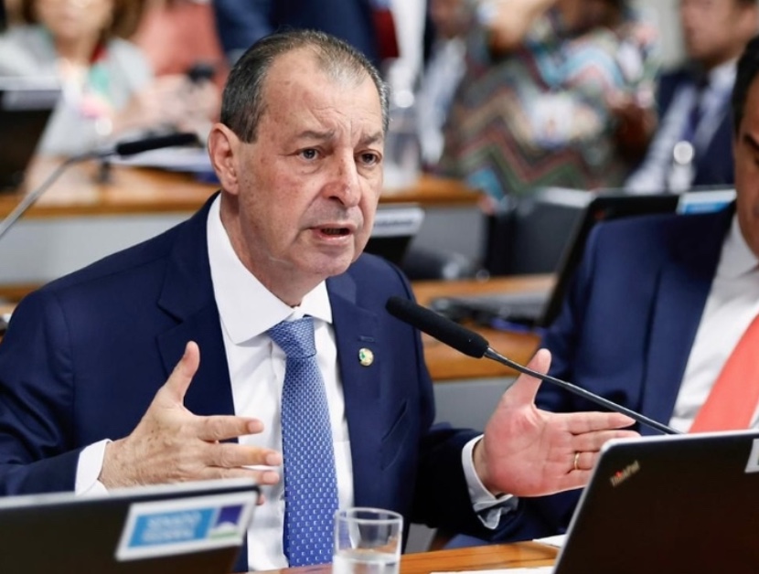 Omar Aziz reafirma garantia política de Lula à ZFM: 'Ninguém mexe'