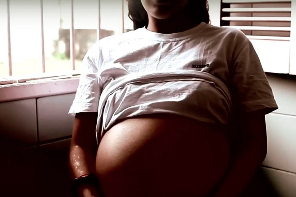 Deputados da esquerda conseguem adiar votação de PEC que proíbe aborto