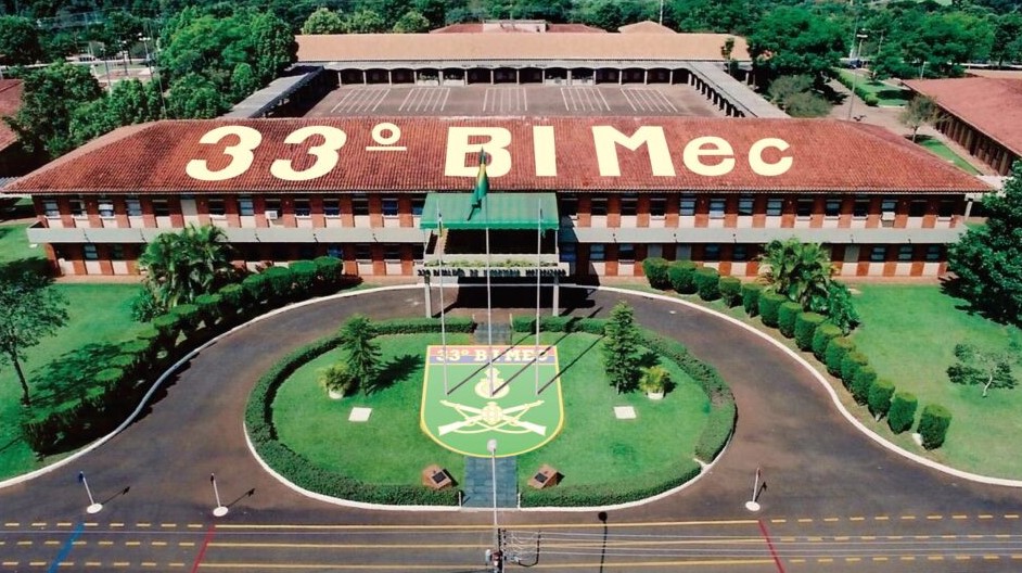 Militares são suspeitos de furtar nove pistolas de batalhão no PR