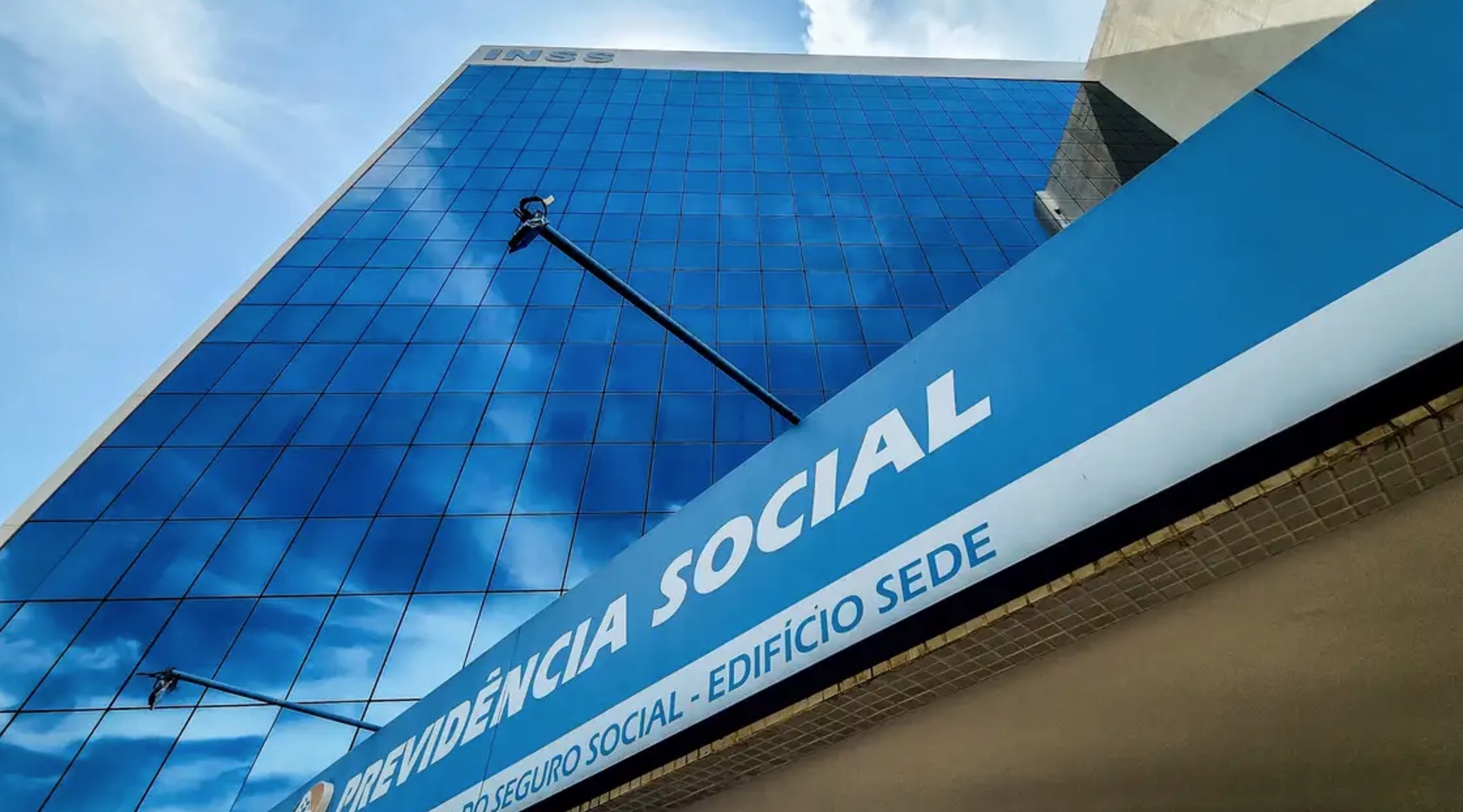 Saiba como corrigir erros no cadastro da aposentadoria do INSS