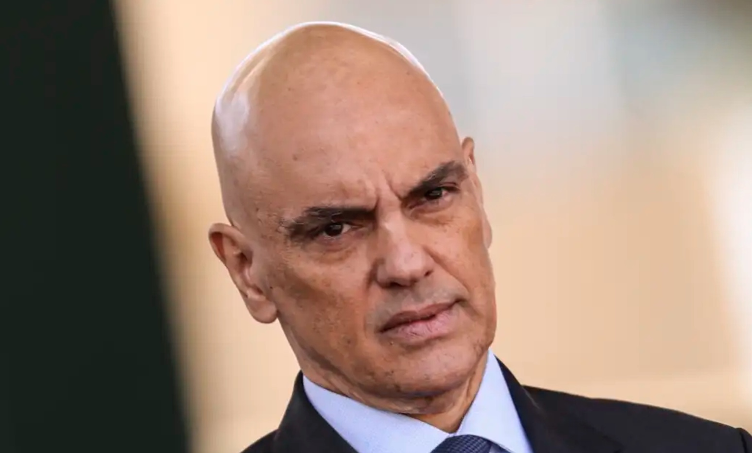 Maioria do STF vota contra pedido de Bolsonaro para tirar Moraes de caso do golpe