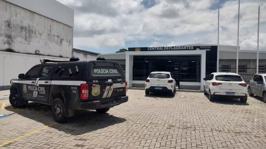 Mulher tem fêmur quebrado ao ser agredida pelo ex-namorado 