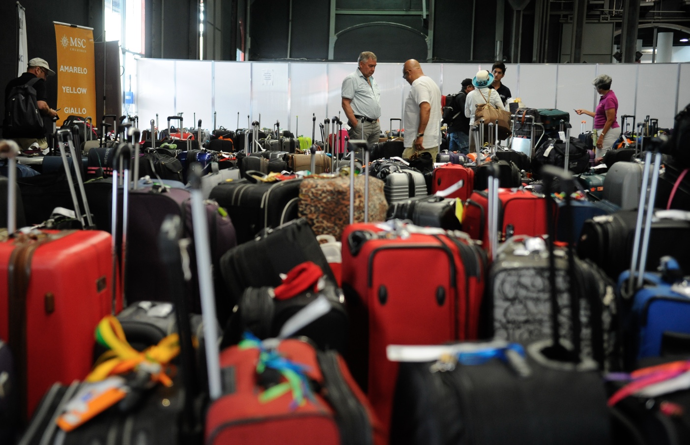 Câmara aprova PL que criminaliza violação e troca de bagagens para tráfico de drogas