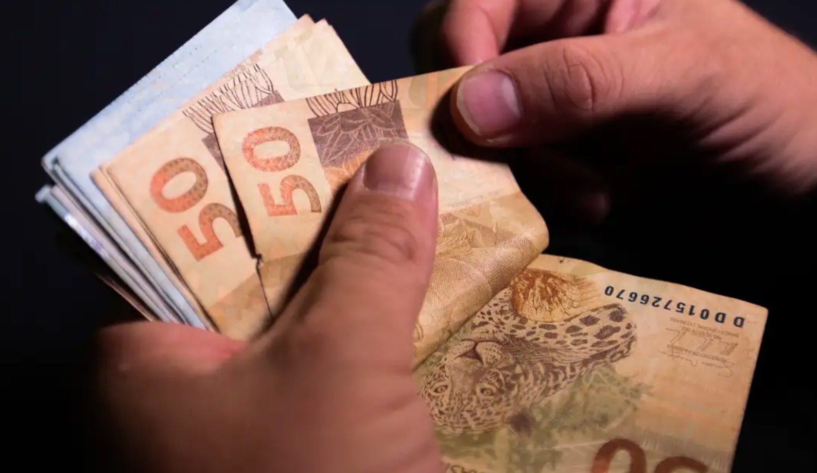 Câmara dos Deputados aprova projeto que limita alta do salário mínimo