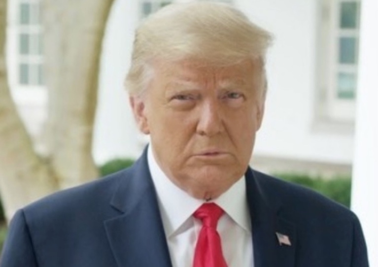 Trump fala em 'deter loucura transgênero' no primeiro dia de governo