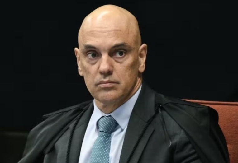 Moraes dá 48 horas para Exército explicar visitas a militares presos