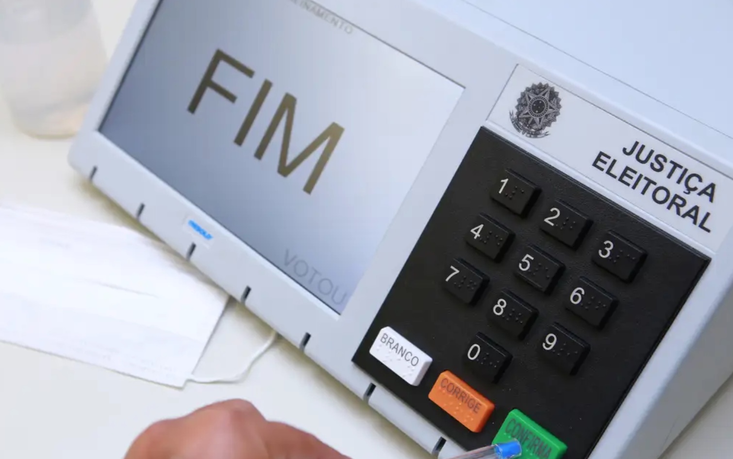 Eleitores que não votaram devem justificar ausência até 7 de janeiro