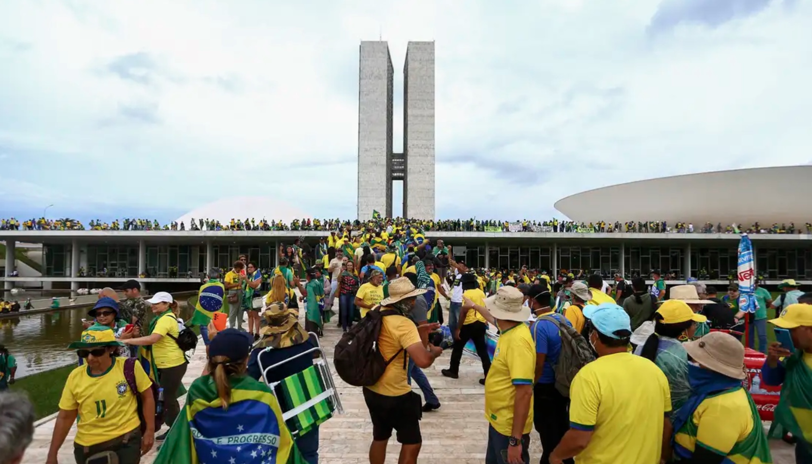 Atos de 8 de janeiro resultam em mais de 370 condenações desde 2023