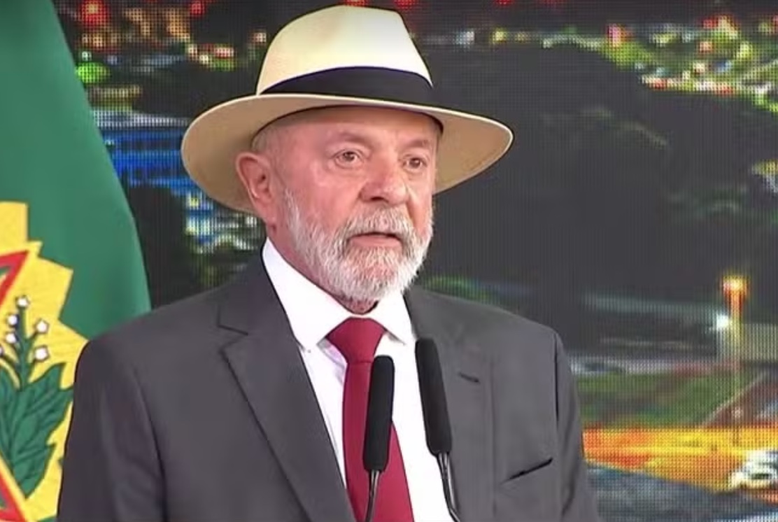 'Ainda estamos aqui', discursa Lula em cerimônia sobre o 8 de janeiro