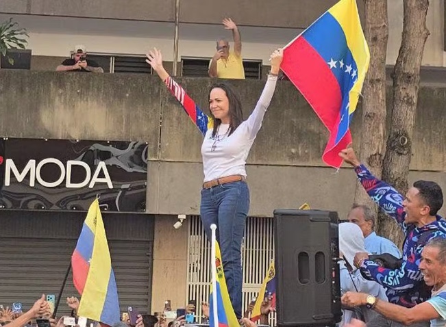 Líder da oposição na Venezuela é presa após manifestação contra Maduro