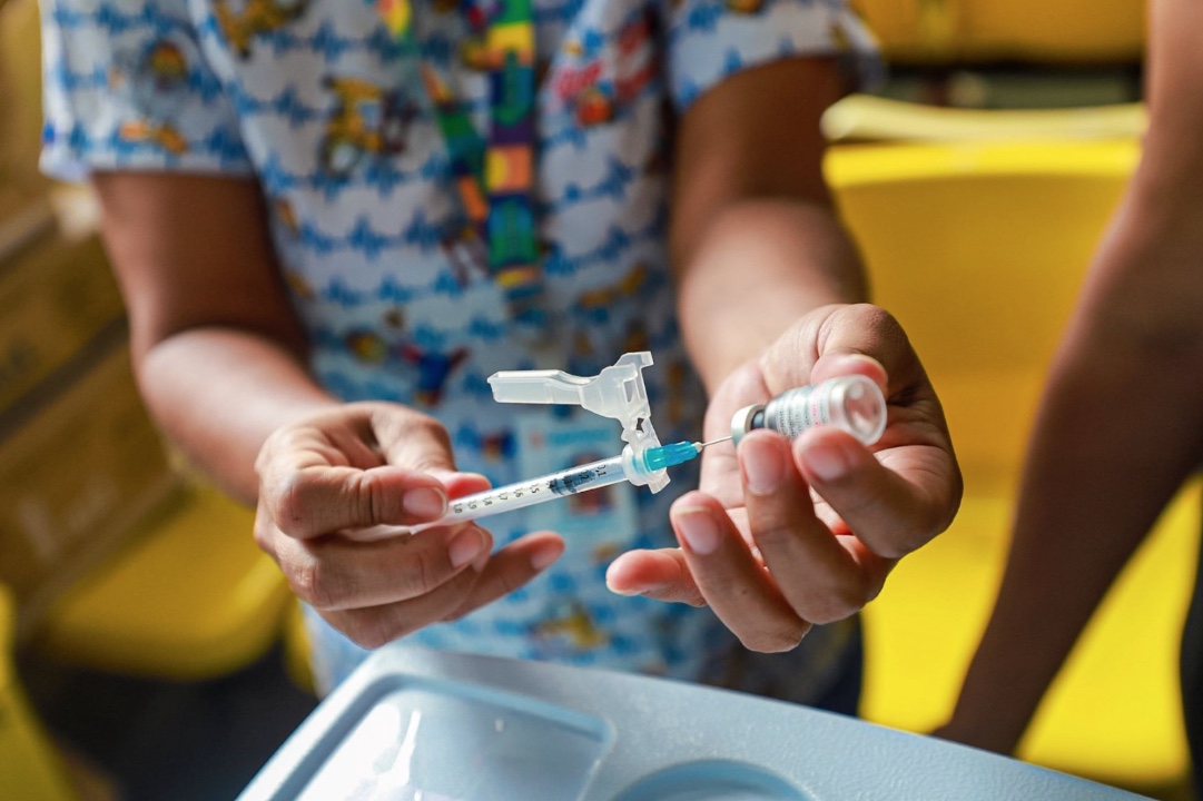 Vacina contra a covid-19 está disponível nas unidades de saúde de Manaus