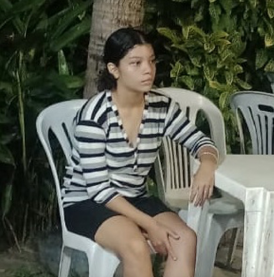 Adolescente desaparece no Petrópolis e família pede ajuda