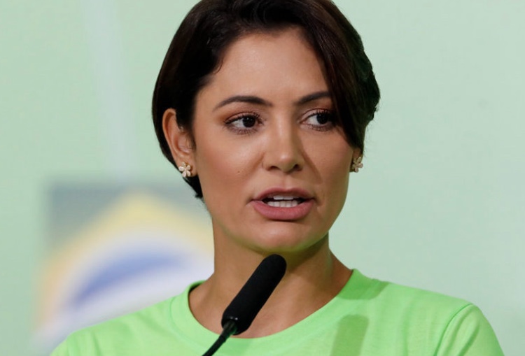 Michelle representará Bolsonaro na posse de Trump após veto do STF