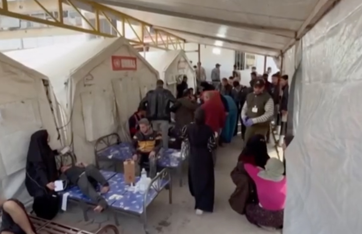 Acordo entre Israel e Hamas prevê liberação de reféns neste domingo