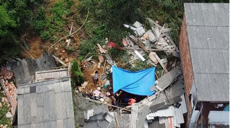 Famílias que perderam imóveis em desabamento vão receber casa do Governo