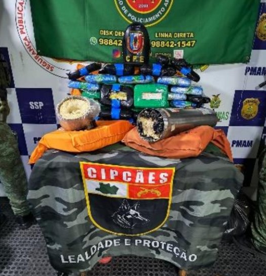 Drogas avaliadas quase R$ 2,5 milhões são apreendidas em barco no Solimões