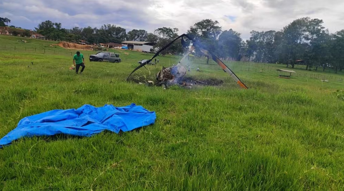 Três pessoas morrem em queda de helicóptero no Sul de Minas