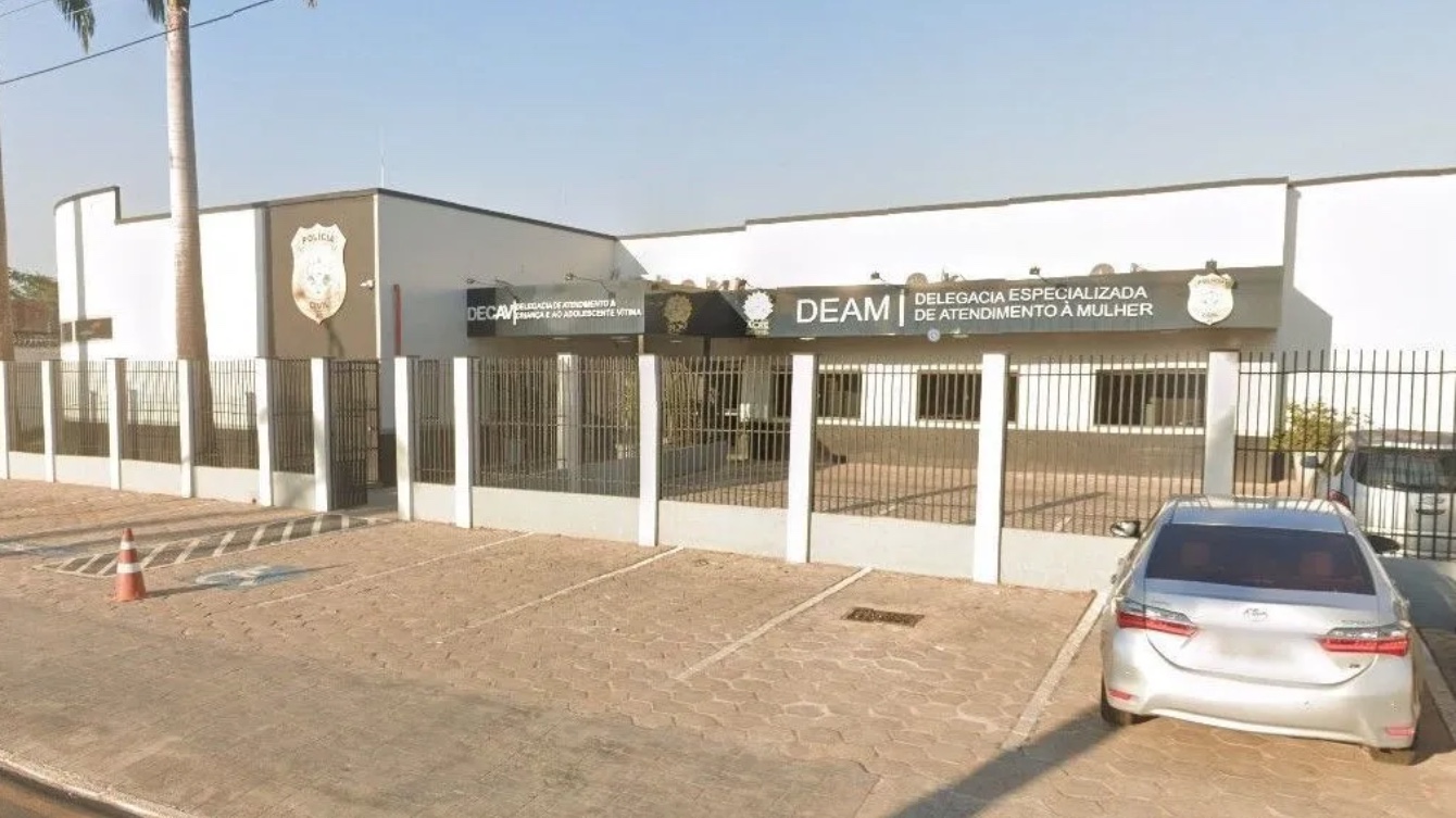 Homem com tornozeleira é suspeito de estuprar babá do próprio filho