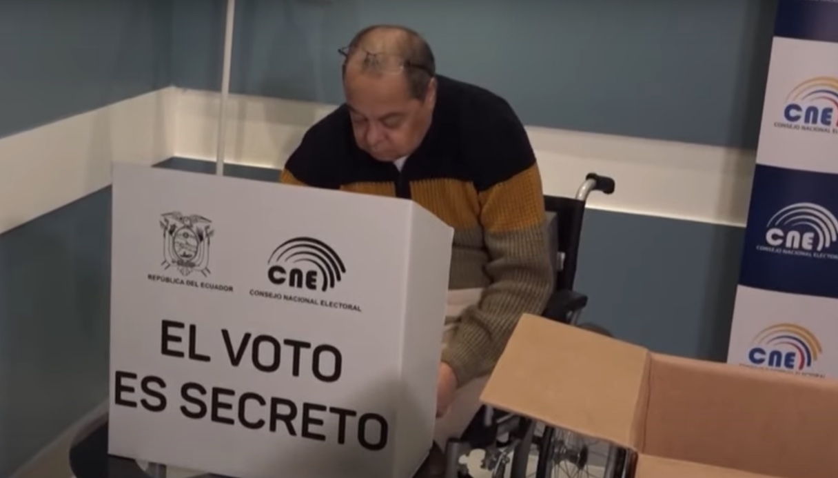 Equador terá 2º turno polarizado entre Noboa e Luisa González, pupila de Rafael Correa