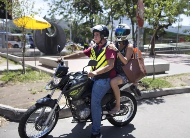 Justiça proíbe Prefeitura de Tefé de multar motoristas de app