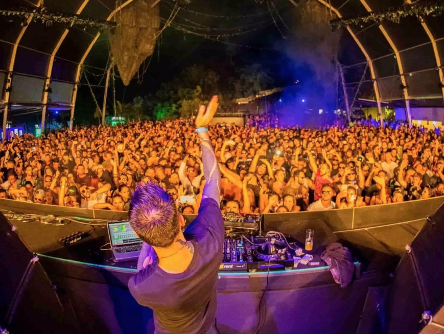 Bloco do Decreto e Carnatronic abrem temporada do Circuito Vip do Carnaval