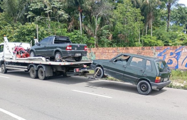 Motorista é preso ao ser flagrado com carro roubado no Rio Piorini