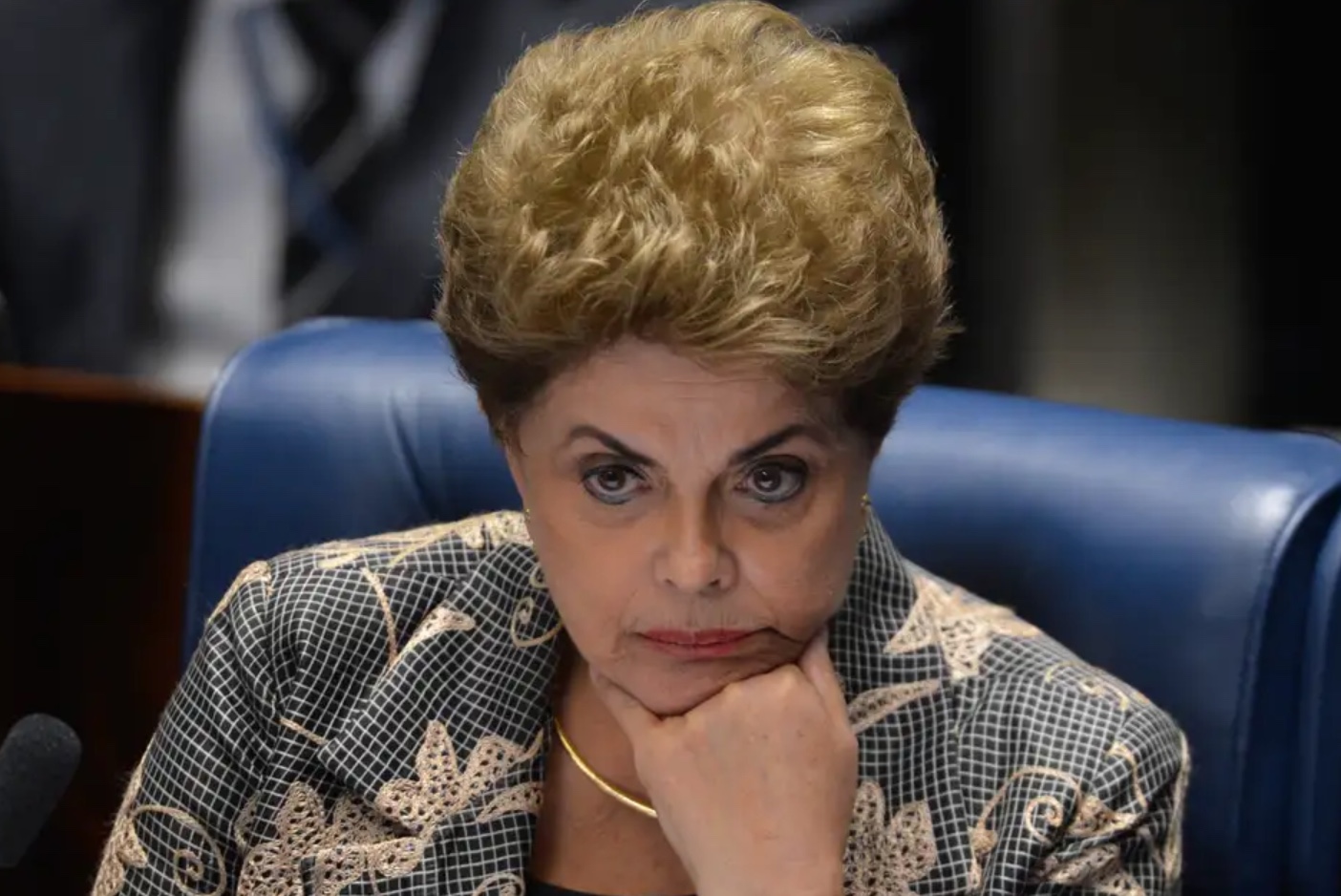 Dilma deve ter alta nos próximos dias e responde bem a tratamento, diz comunicado