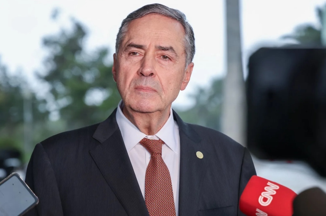 Não punir adequadamente trama golpista é incentivo para que se repita, diz Barroso