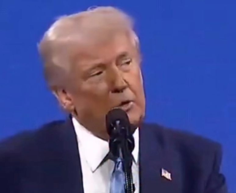 Trump assinará decreto para tornar inglês o idioma oficial dos EUA, diz imprensa