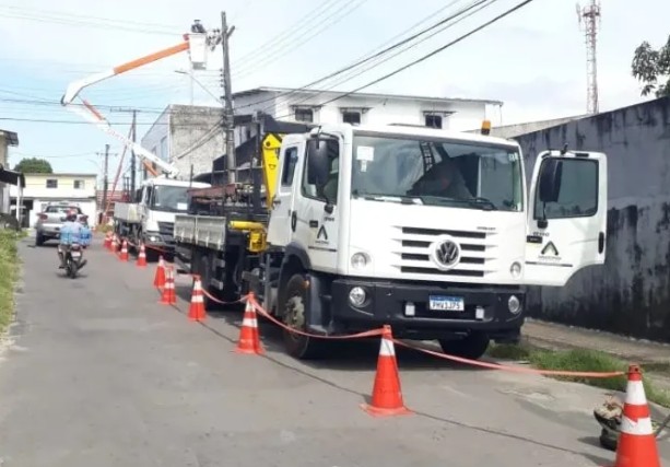 Desligamento programado deixará 4 bairros sem energia nesta terça-feira